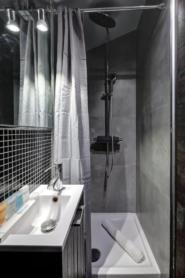 Apartment Marais Tiny Merrisas Paris